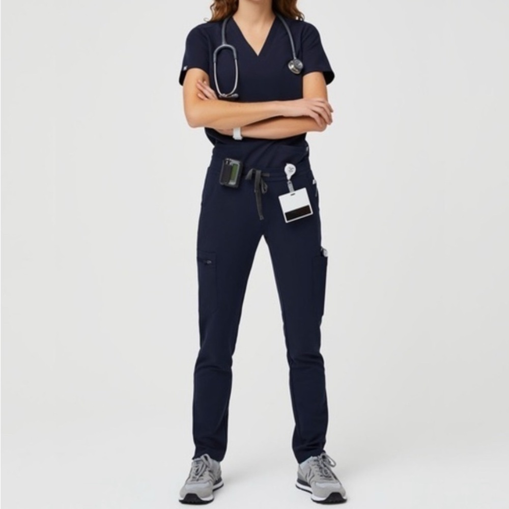 Figs • Yola Skinny Navy Blue Scrub Pants Size Extra Small / XS
